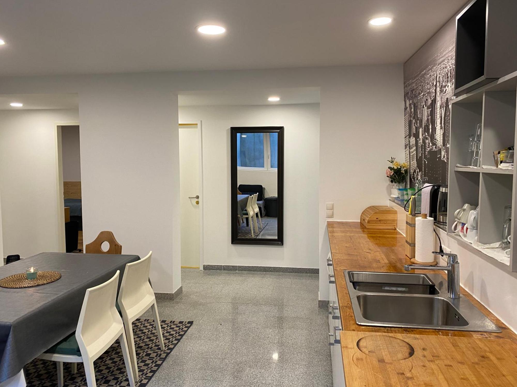 Apartment Omyxl